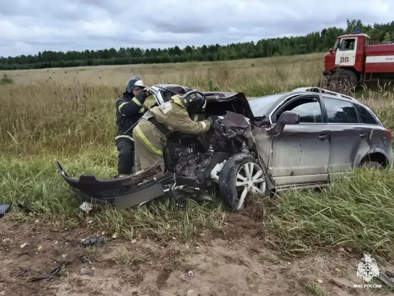 В лобовом столкновении в Тверской области погиб один человек, трое пострадали