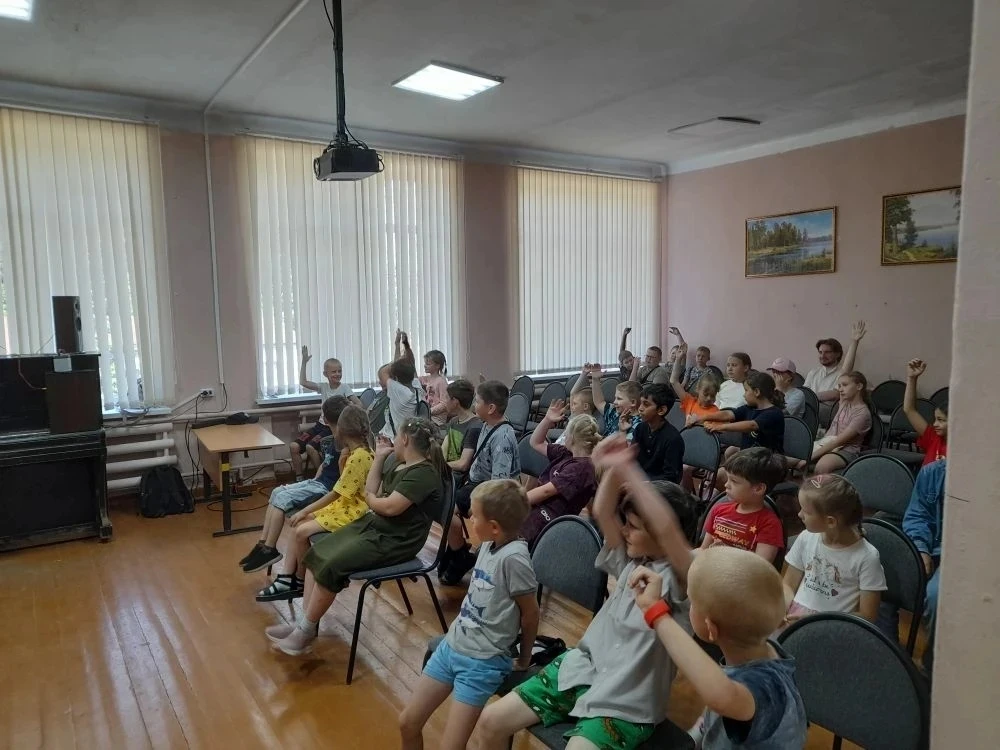 В пришкольном лагере села Большое Туманово  наши преподаватели провели большой праздник для детей, к