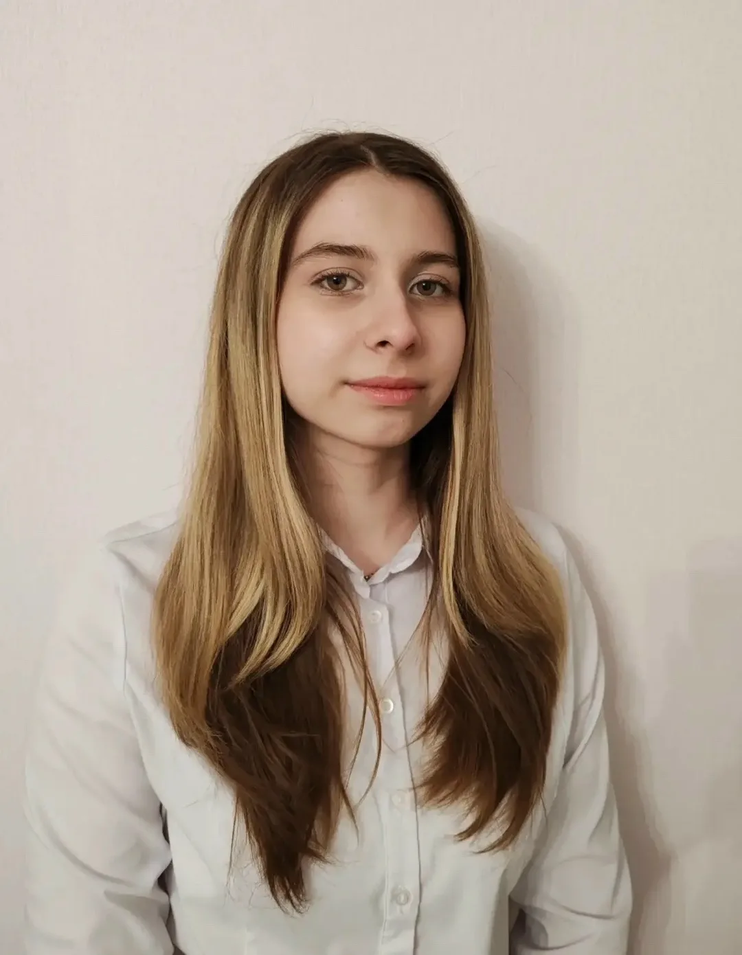 Ученица психолого-педагогического 11а класса Борисова Мария на экзамене по профильной математике пол