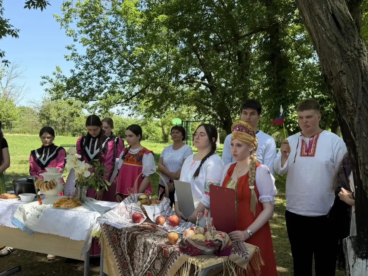 🇷🇺Сейчас уже июнь, но мы продолжаем публиковать результаты школьного праздника, посвященного  году