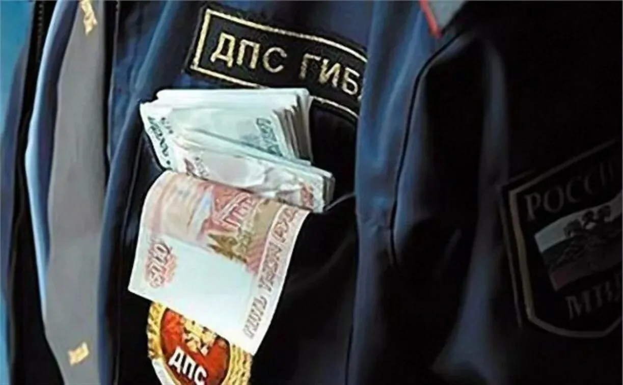 Руководителей петербургской автошколы задержали по подозрению во взятках