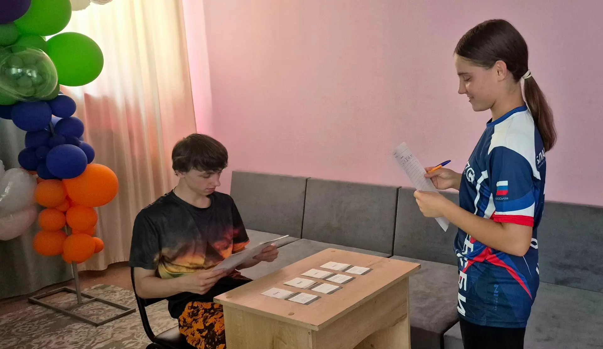 Игра «Кредиторы и Заемщики». Было весело и очень познавательно! 

Ребята прошли через несколько раун