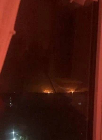 🇺🇦🇷🇺ВСУ атаковали дронами в очередной раз НПЗ в Сызрани
