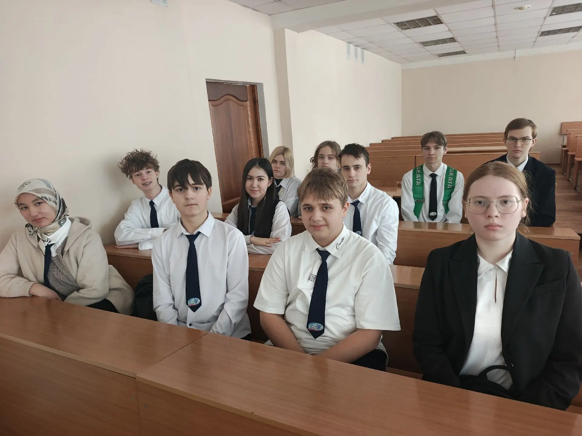 29 января команда Ленинского района — ученики МАОУ СШ №148 — приняла активное участие в подготовител