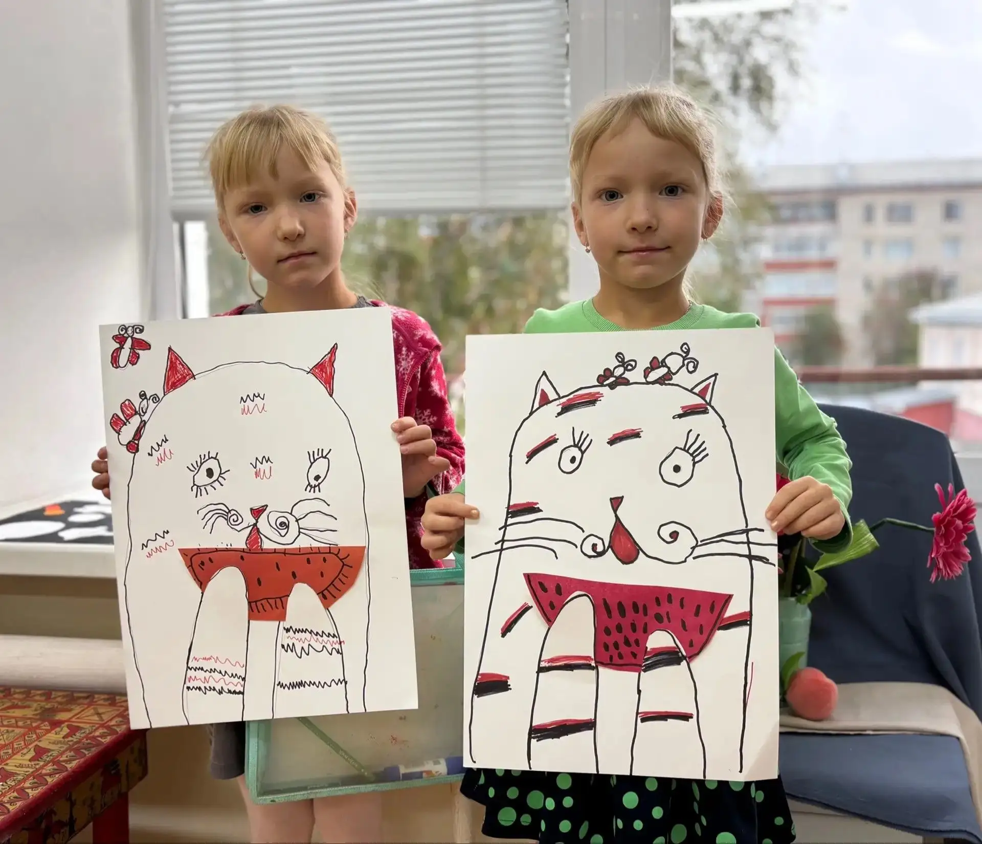 На занятиях «Волшебные пальчики» в старшей группе развития решили объединить два вида д...