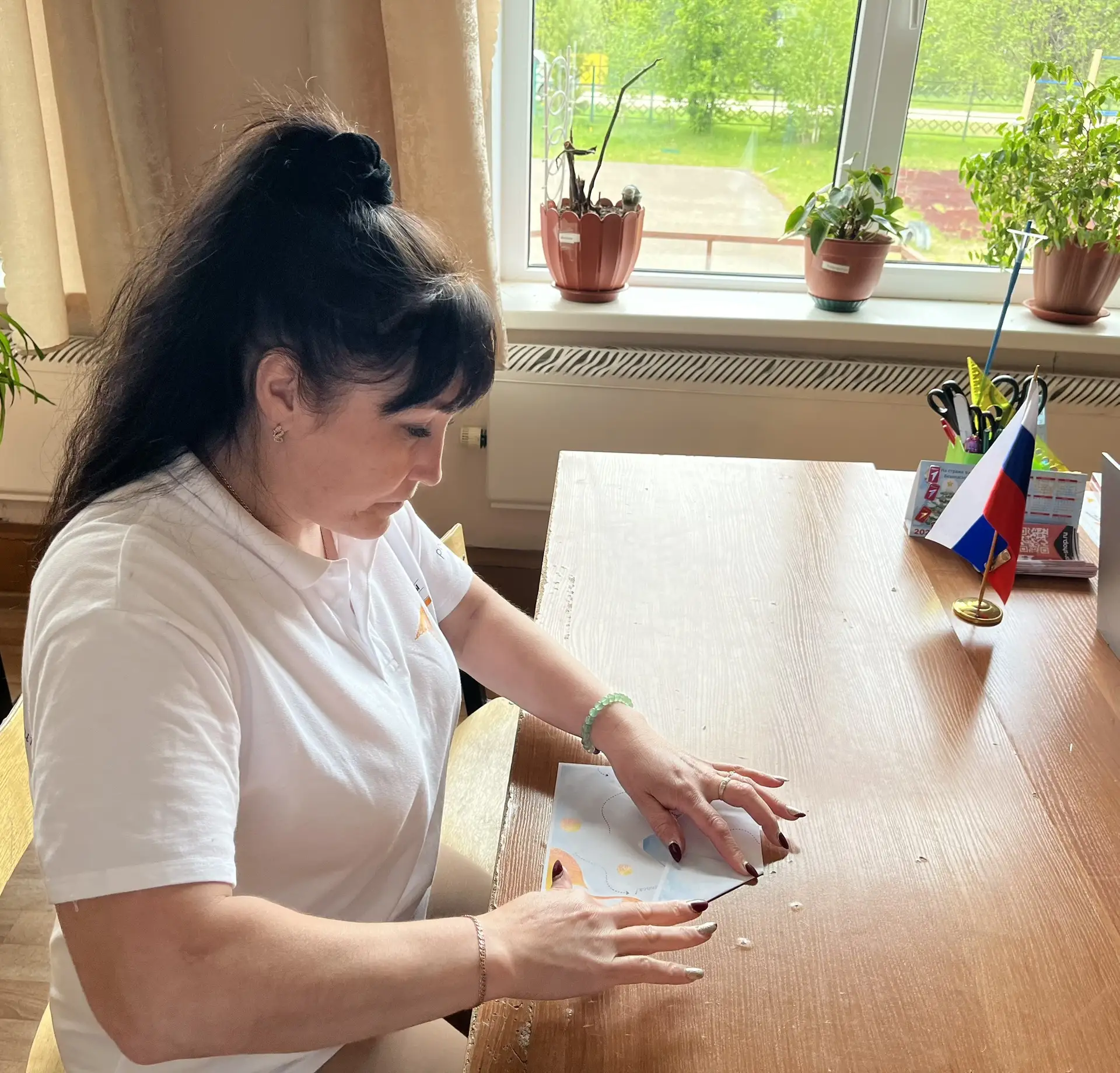 Традиция « Самолетик будущего» к Последнему звонку.