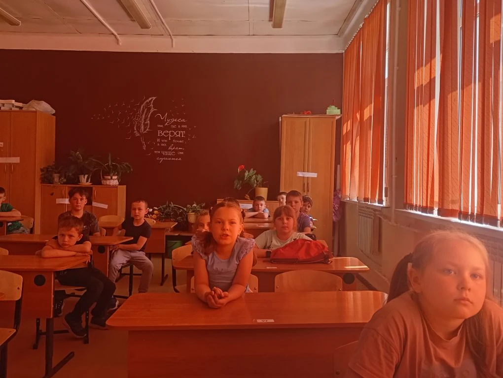 Ставим цифровую защиту! 🛡💰

В рамках всероссийской эстафеты «Мои финансы» в нашем лагере прошел ва