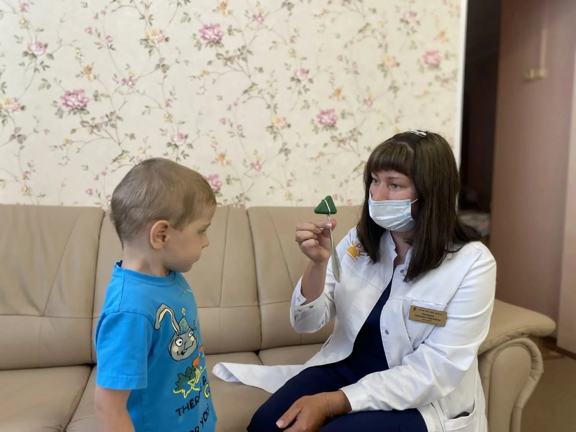 В каком возрасте стоит записать малыша к детскому неврологу?🧠