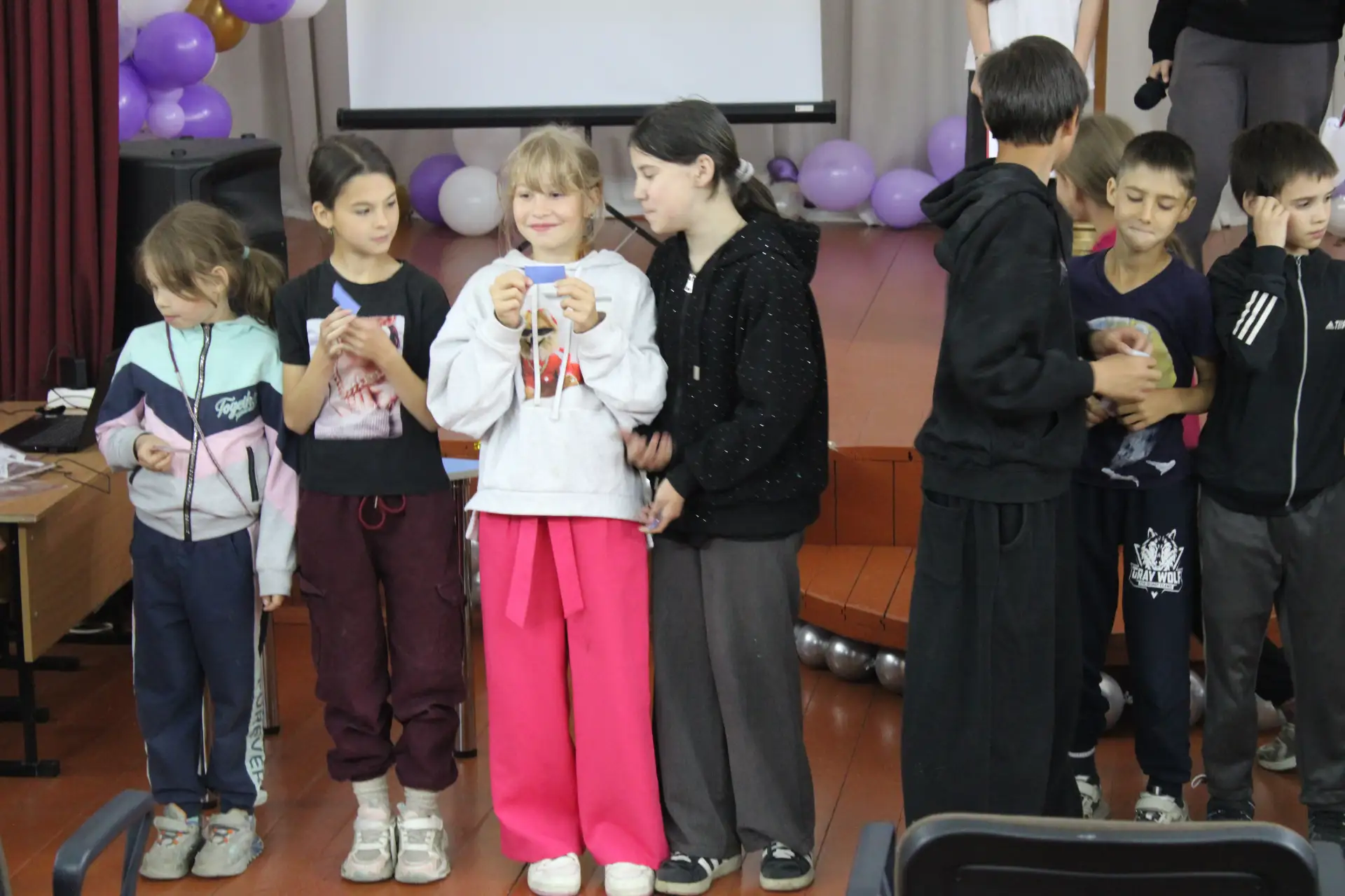 События лагеря "Ангара". 12  июня:

Сегодня замечательный и важный праздник "День России". Птицына В