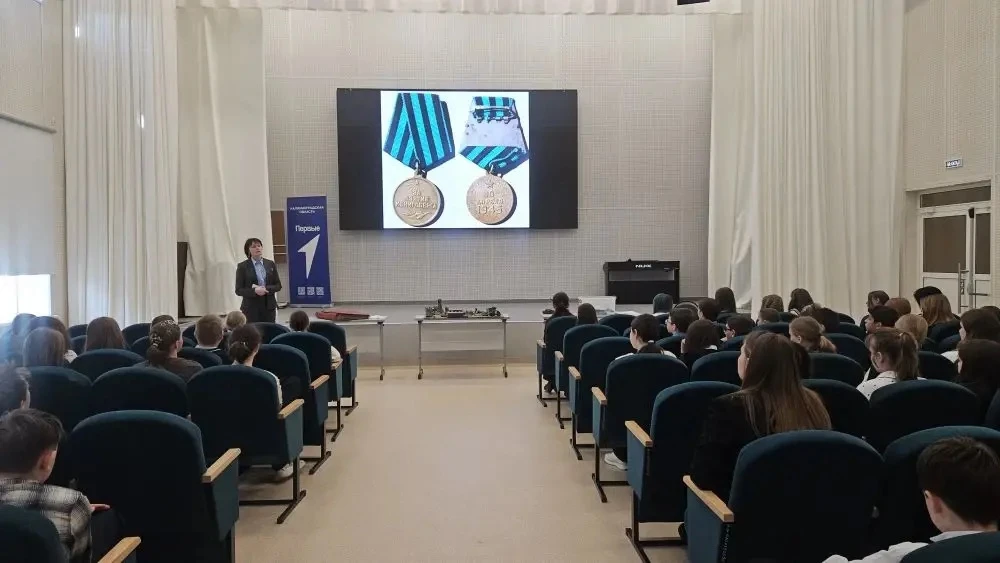 🎖 9 апреля — день, когда крепость стала миром   Сегодня во всех классах нашей школы прошли особые кл