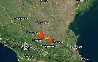 📈 Вчера на Северном Кавказе зафиксировали сразу три землетрясения.   В 20:13 в Ингушетии произошёл п