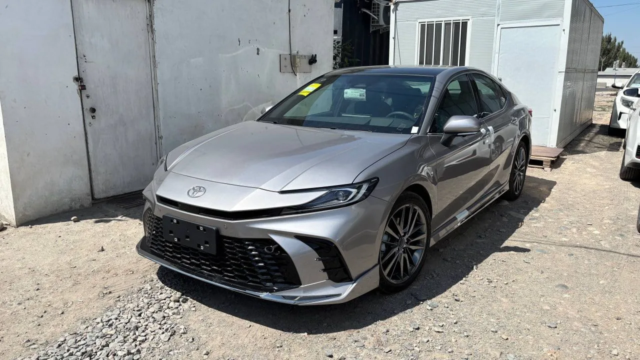 Toyota Camry 80