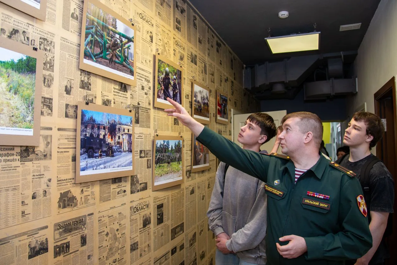 🇷🇺К Дню защитника Отечества: открытие фотовыставки Росгвардии посетили  организаторы выборов   В  До