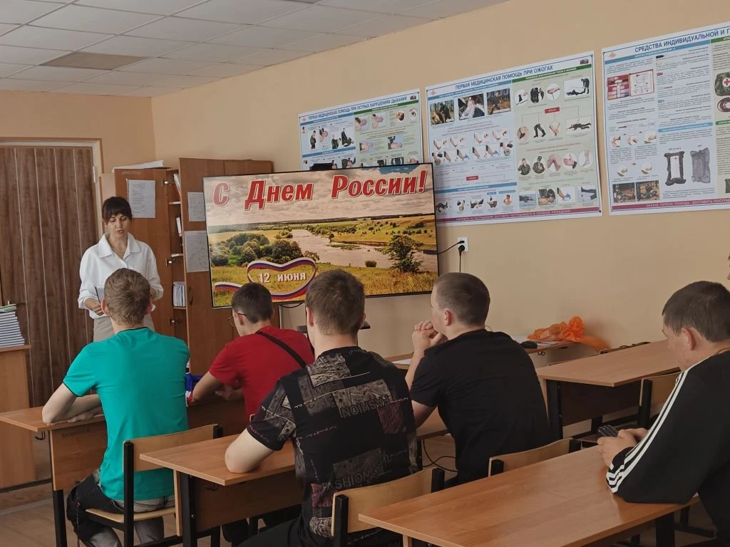 🇷🇺В преддверии главного государственного праздника нашей страны — Дня России в Ютановском агромеха