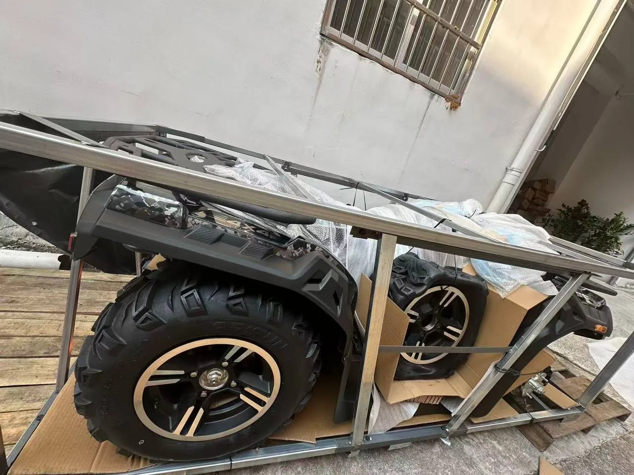 🔥Loncin 550🔥

В наличии в Гуанчжоу 
Доступен в черной расцветке. 

Привезем индивидуально под любо