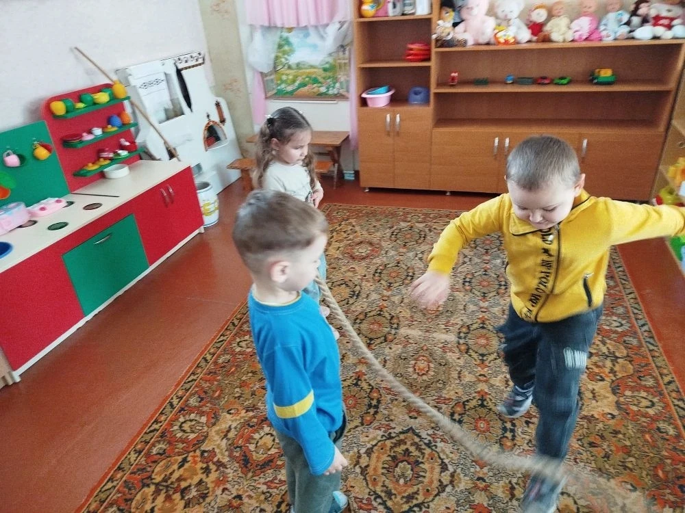 В нашем детском саду продолжается работа по внедрению программы фольклорных игр. 🎉