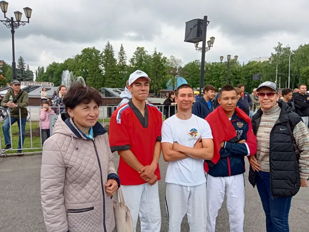 Сотрудники Централизованной системы массовых библиотек г. Уфы приняли участие в праздновании Дня Рос