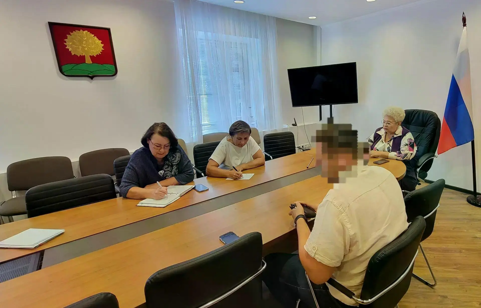 Уполномоченный по правам ребёнка Оксана Хлякина провела очередной личный приём граждан