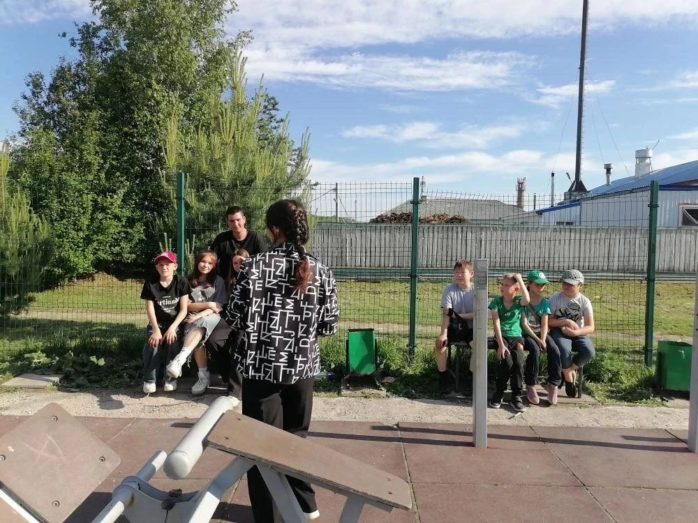 ЭКОЛОГИЧЕСКАЯ ИГРА

18 июня 2026 года на спортивной площадке ГТО проведена экологическая игра «Как п