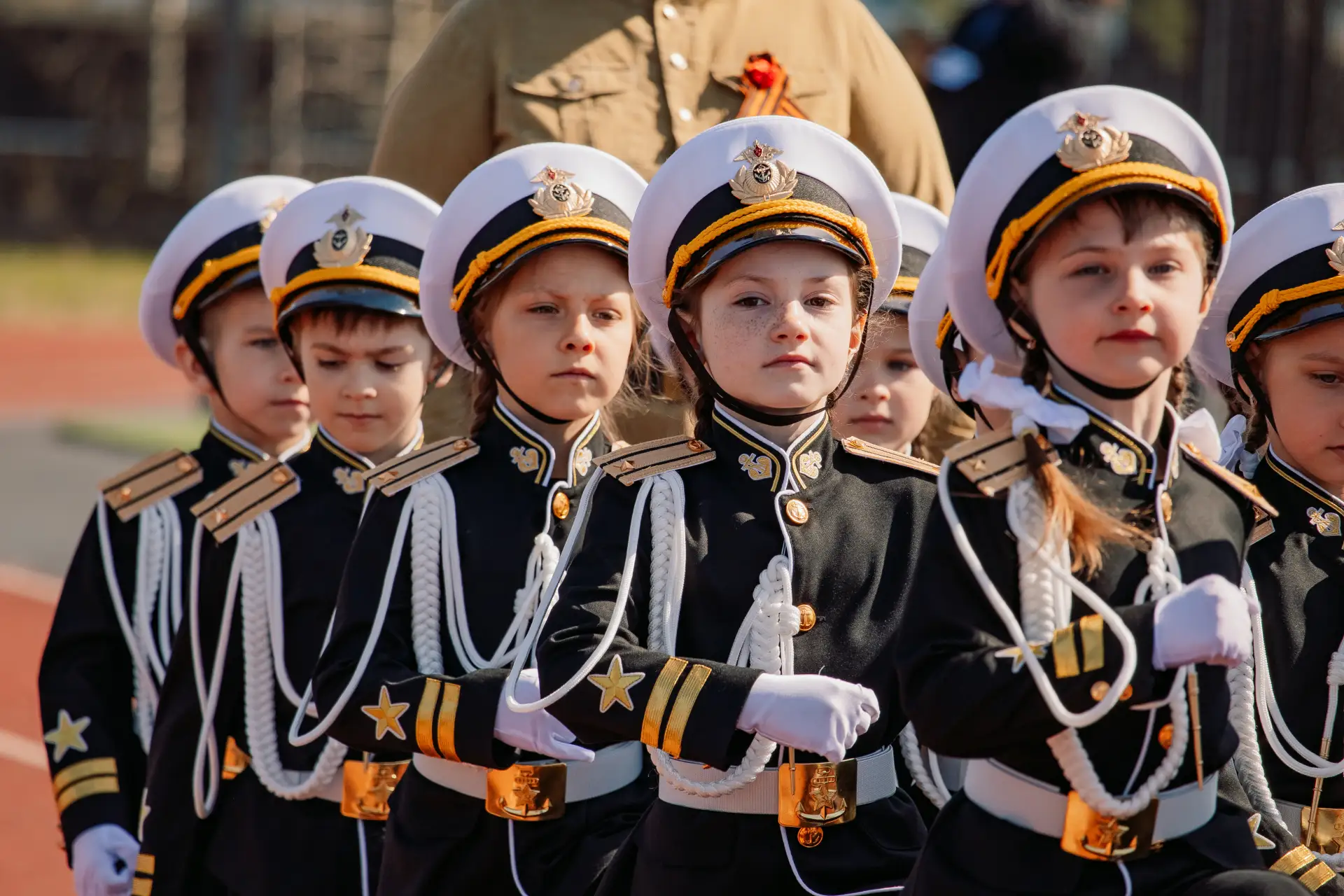 📷 Делимся с вами яркими кадрами с парада юных патриотов на «Умной площадке».