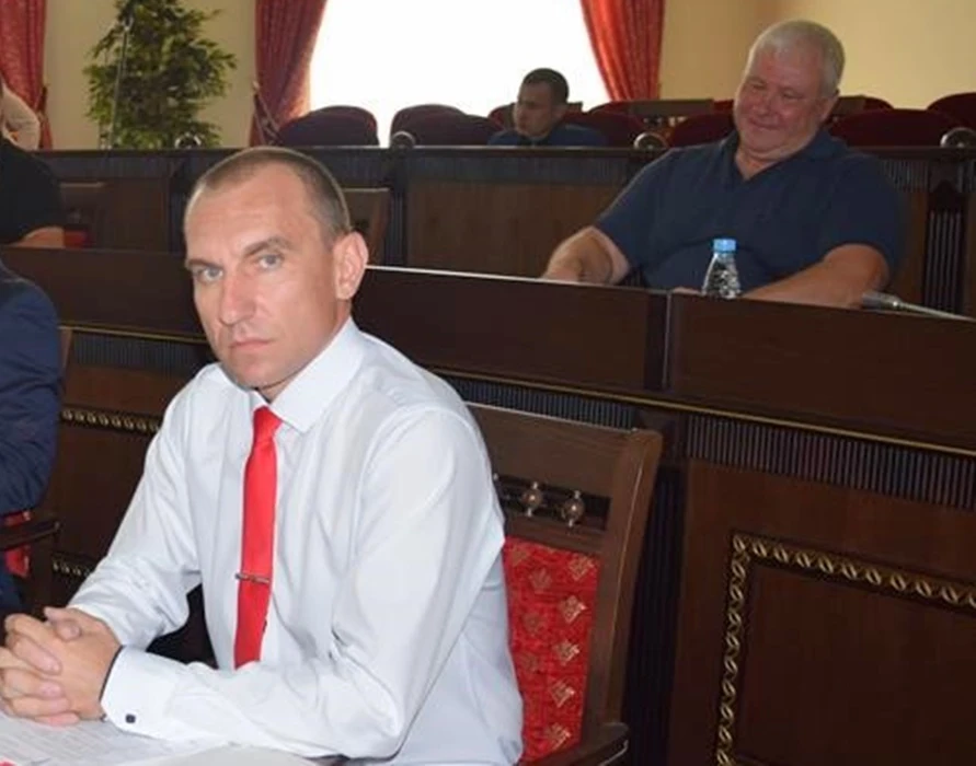 #Проблема
Александр Пригорнев: "Причина 60% случившихся в ураган аварий - аварийные деревья"

Как ни