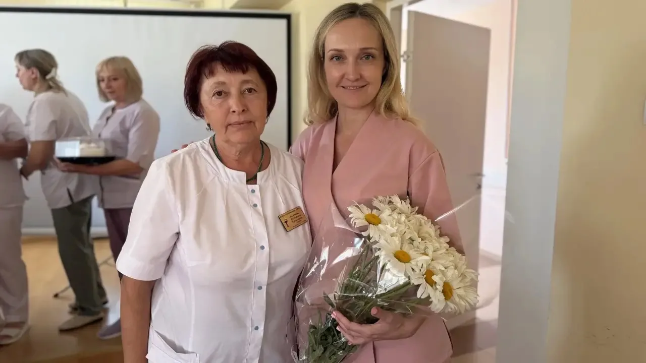 🤍 Сегодня, в День семьи, любви и верности, в Шебекинской ЦРБ было особенно тепло.

Председатель про