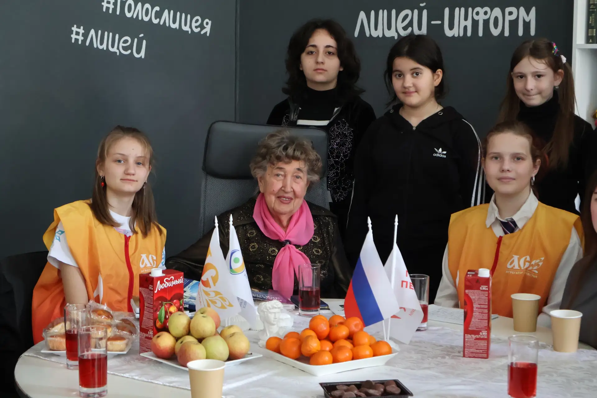 ❤В нашем лицее состоялась замечательная литературная встреча "Душа России" с талантливой поэтессой А