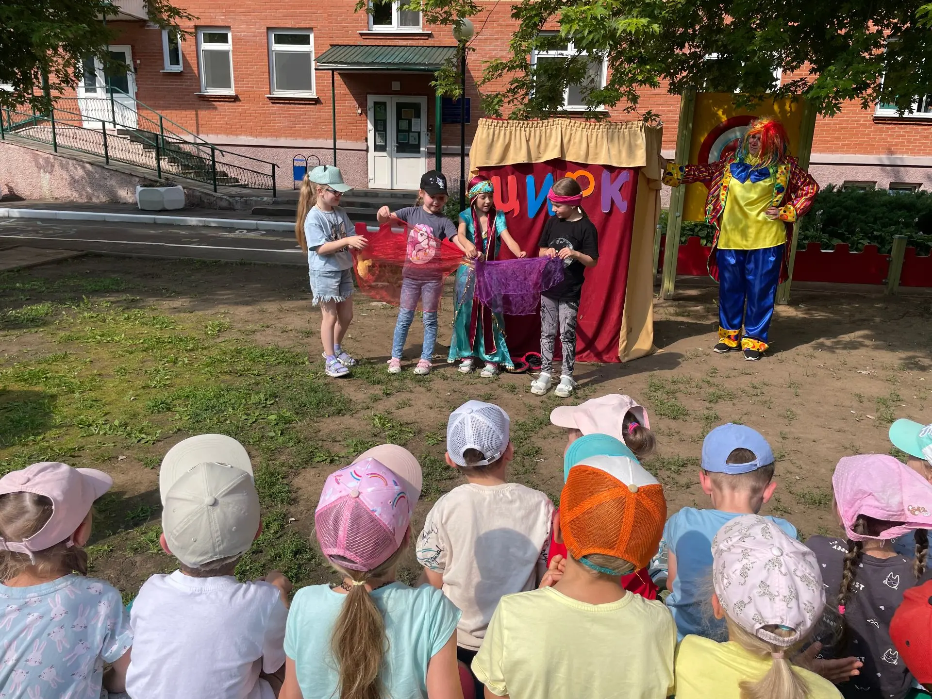🎪 Яркий и весёлый День цирка отмечается 29 июля! 

В детском саду «Сказка» в честь праздника устрои