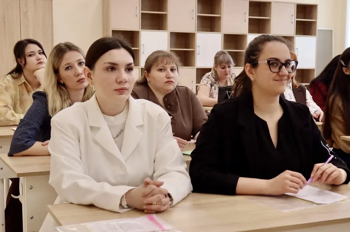 🏫 Форум Классных Руководителей в МБОУ СОШ №17!   🗓️ 27 марта в нашей школе прошел первый муниципальн