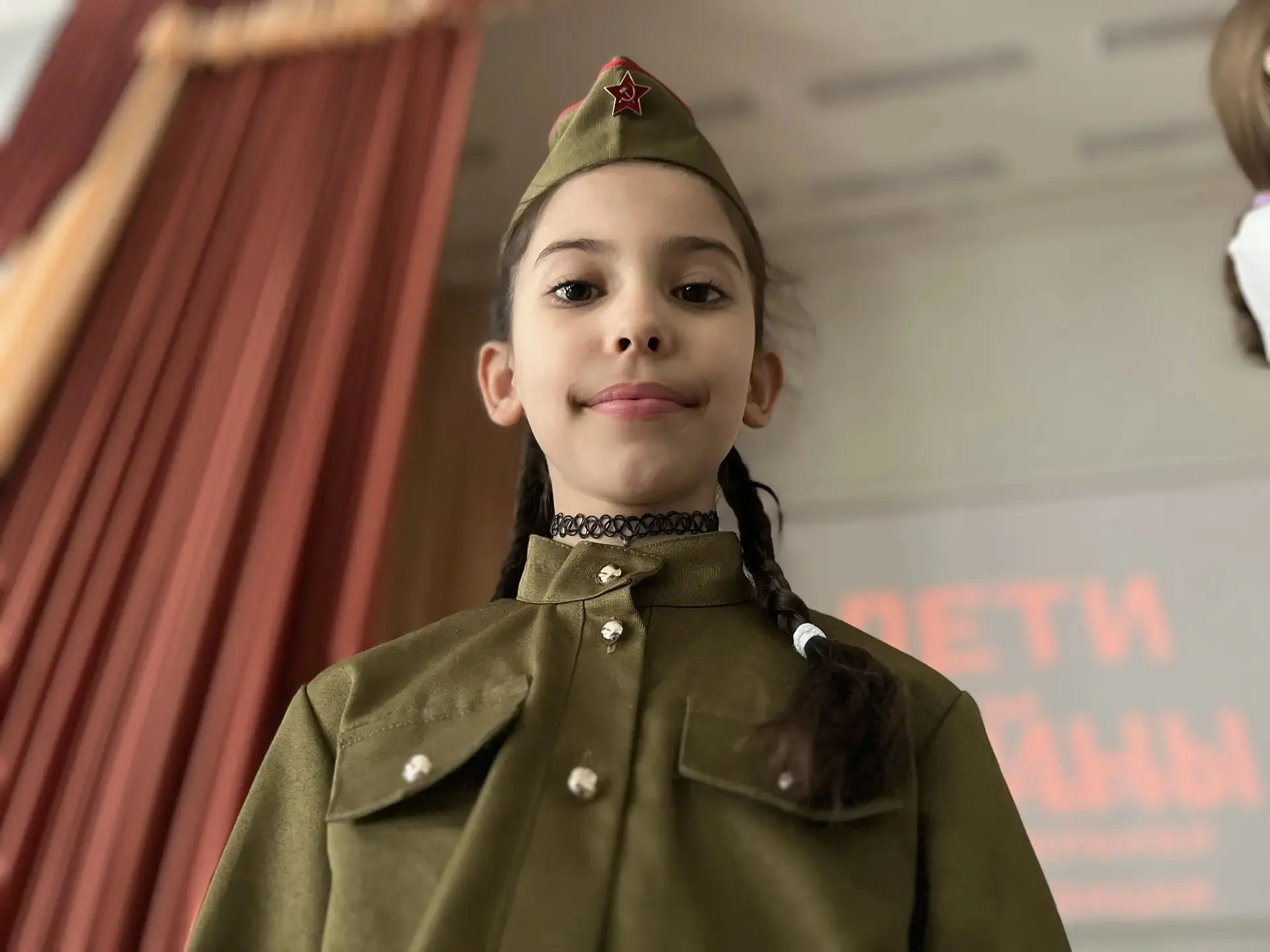 🎭 7 мая 2026 года на сцене нашей школы состоялась долгожданная премьера спектакля «Дети войны». Это 