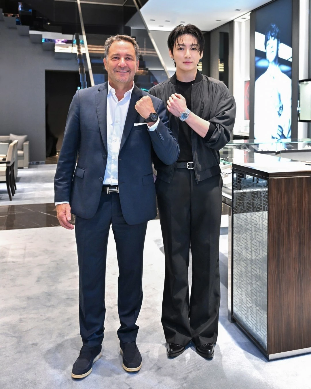 ⌚️🇯🇵 Чонгук и Hublot в Токио: генеральный директор бренда в восторге от встречи с амб...