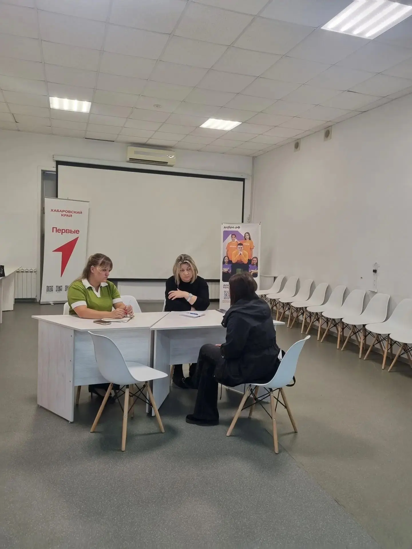 ЛИЧНЫЕ ПРИЁМЫ СЕМЕЙ УЧАСТНИКОВ СВО ПРОШЛИ В КОМСОМОЛЬСКЕ-НА-АМУРЕ И АМУРСКЕ