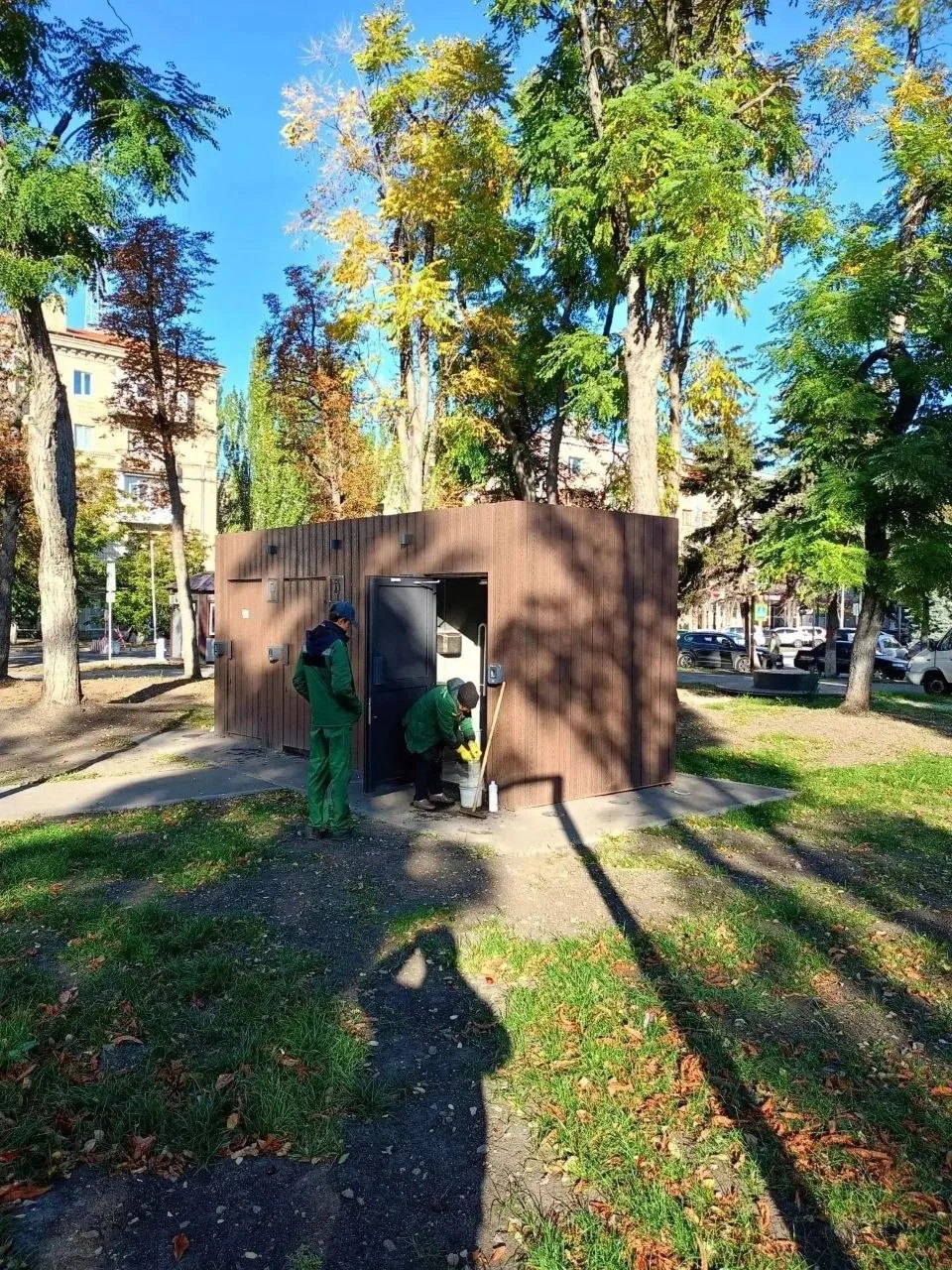 🤦‍♂️ Вандалы снова добрались до скверов Луганска