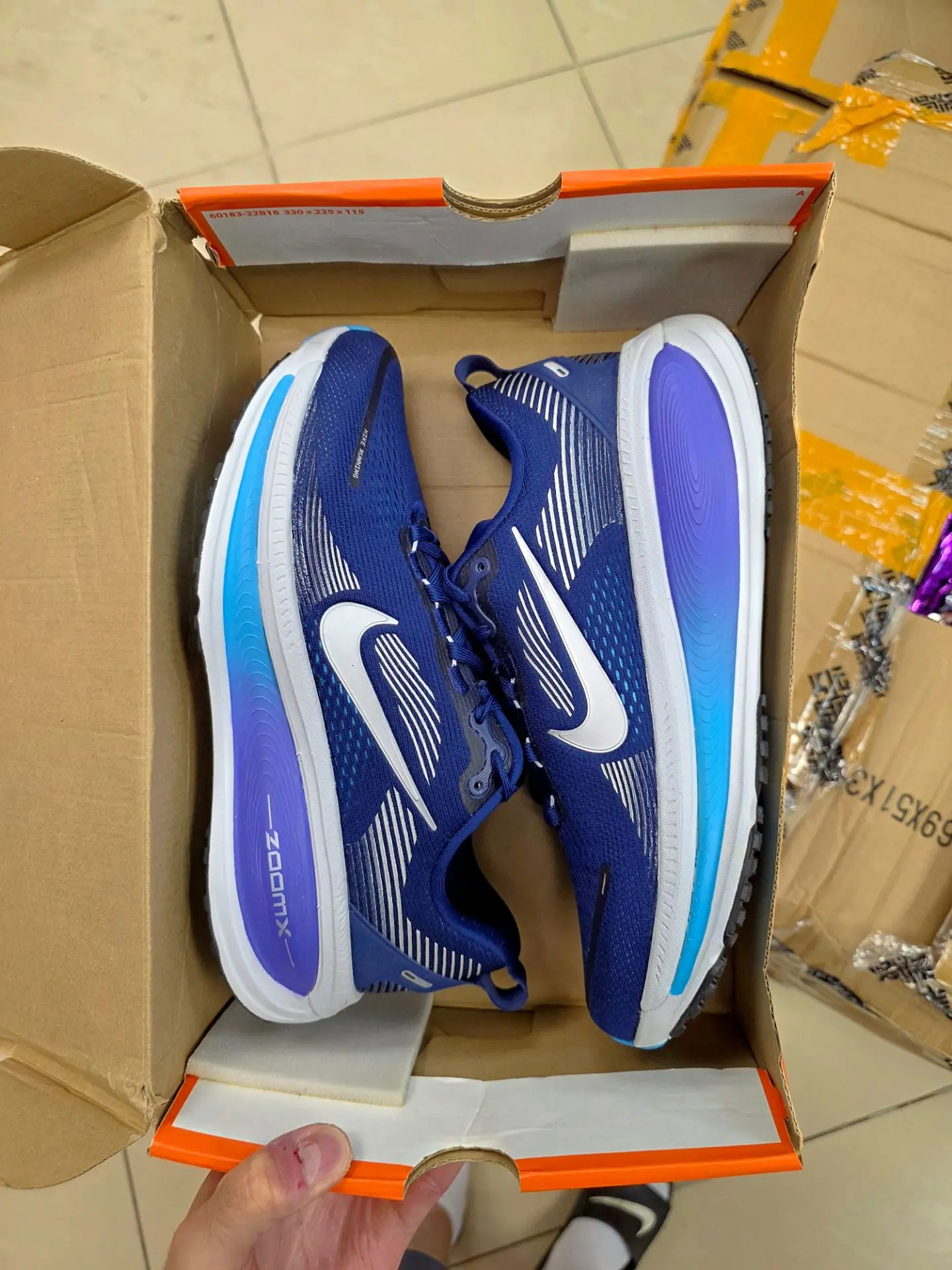 Nike Vomero 18