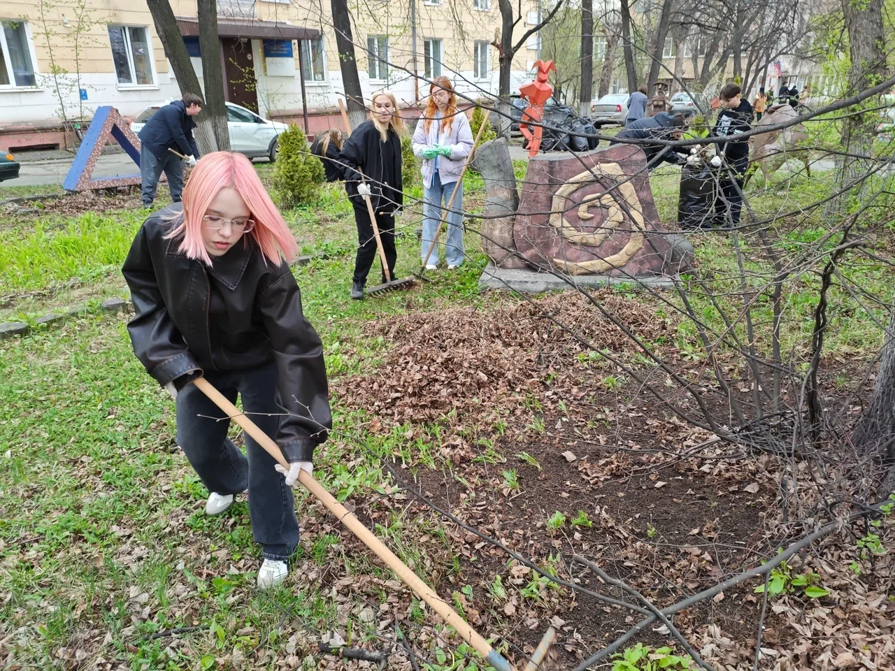 ФХО: красота начинается с чистоты ✨🧹 Конец апреля и начало мая на факультете художественного образов