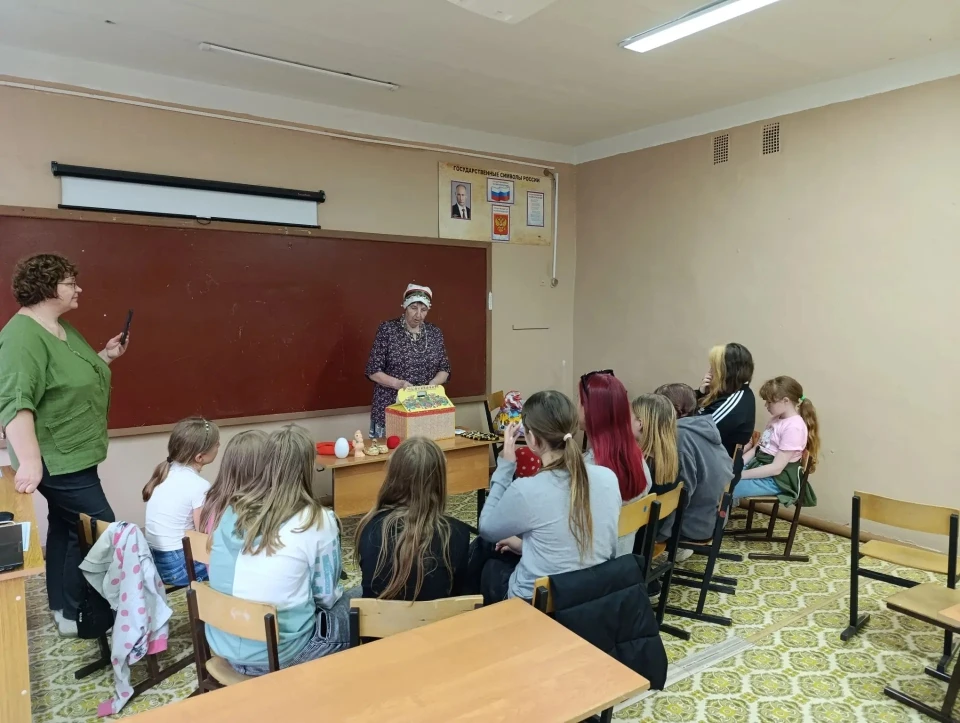 День сказок

Сегодняшний день усвятские школьники, посещающие лагерь дневного пребывания, могут счит