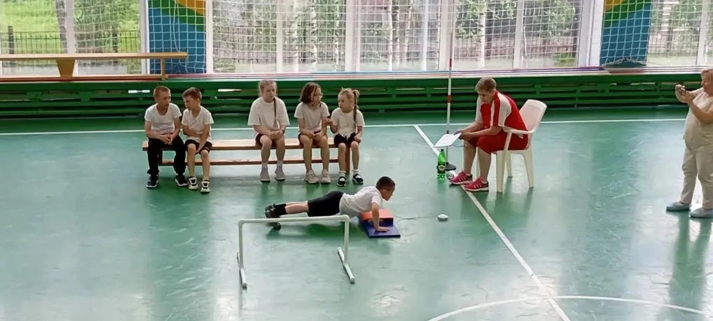✨Спорт, безопасность и экология: наш день в летнем лагере! 
 
 
17 июня в нашем летнем лагере прошёл