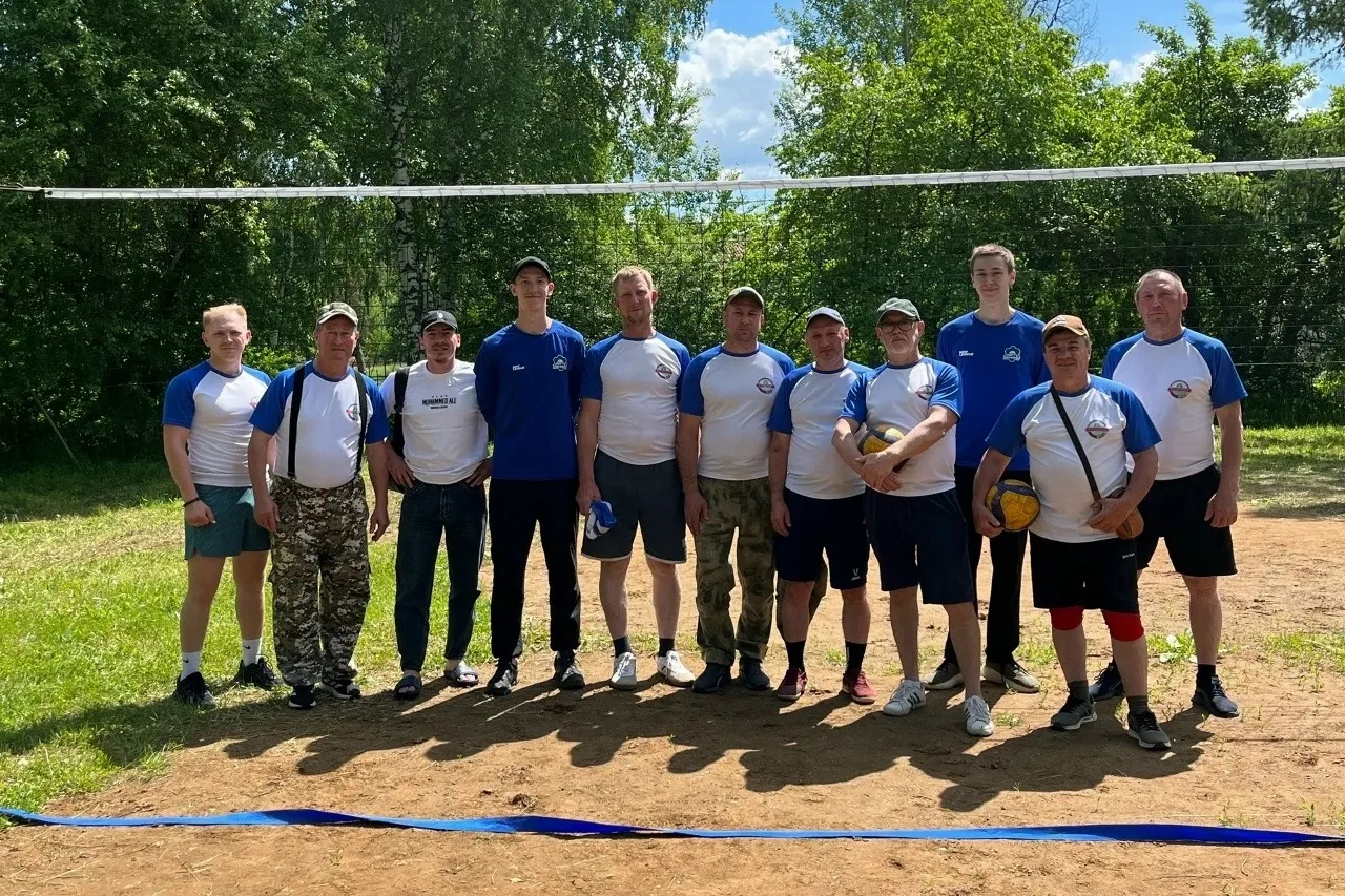 Волейболисты «ИжГТУ-Динамо» на Спартакиаде ветеранов боевых действий

🏐Волейболисты команды «ИжГТУ-