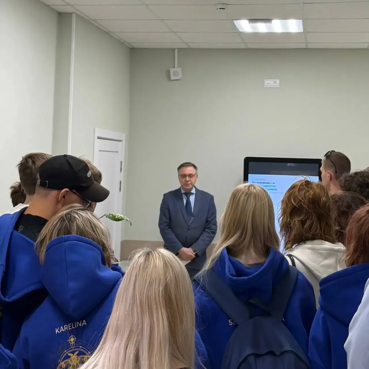 Ну вот и подошёл к концу День знаний! 💙
