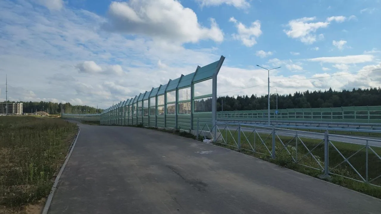 🏗 В Красногорске и Химках продолжается строительство надземного пешеходного перехода