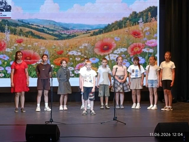 👉11 июня  состоялся яркий и запоминающийся фестиваль, объединивший ребят из пришкольных лагерей наш