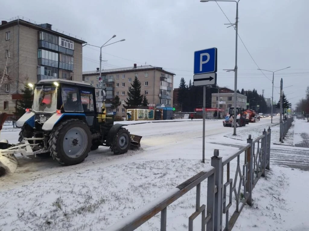 В Бердске закупают 2700 тонн песка для антигололёдной посыпки дорог.
На эти цели выделено почти 4 мл