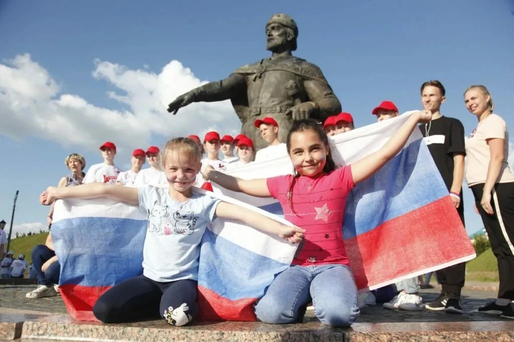 🇷🇺 С Днём России!!!❤️

Наша огромная и великая страна