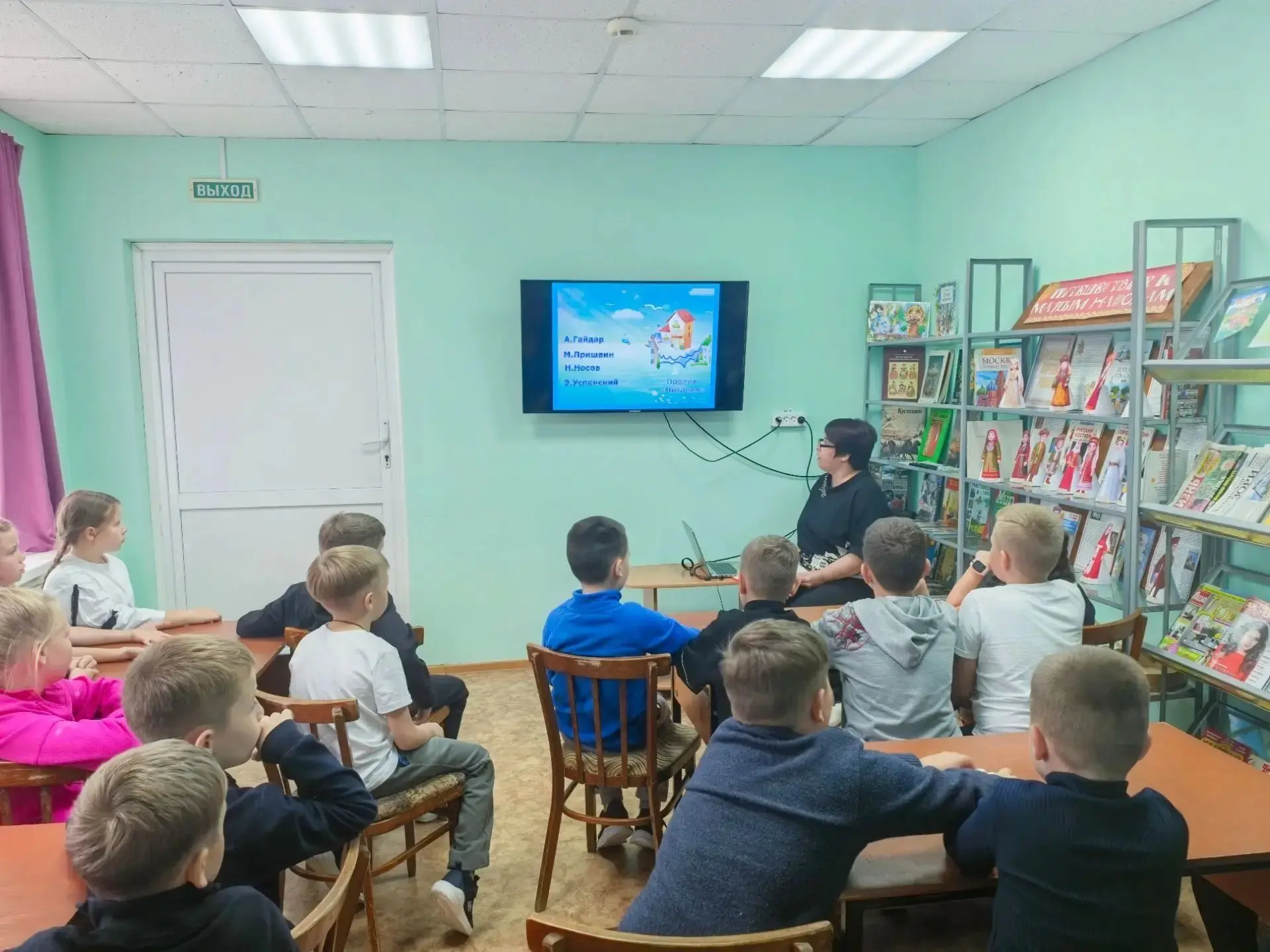 Волшебство живёт не только в сказках - иногда его можно найти в обычной библиотеке.