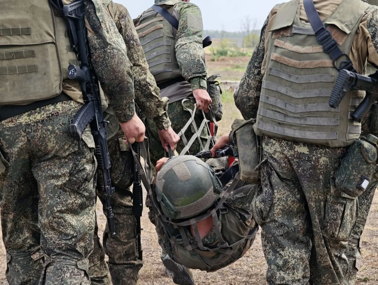 Разрывы селезенки в зоне БД.