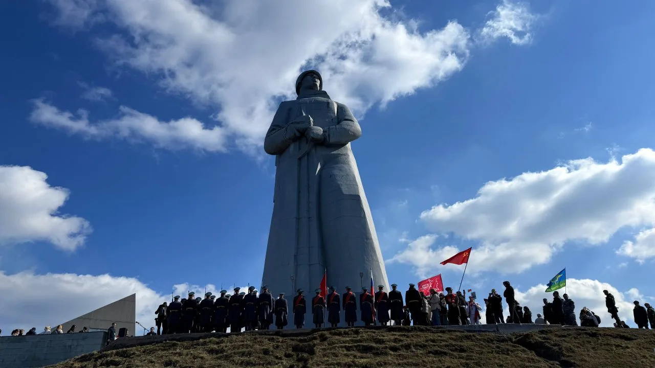 🛠 В Мурманске впервые за 50 лет отреставрируют «Алёшу»  Губернатор Андрей Чибис сообщил о начале раб