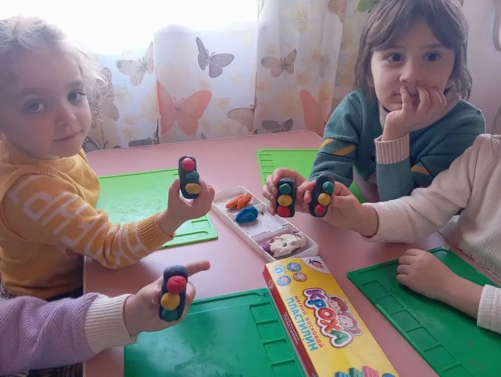 Лепка. Аппликация. Светофор.