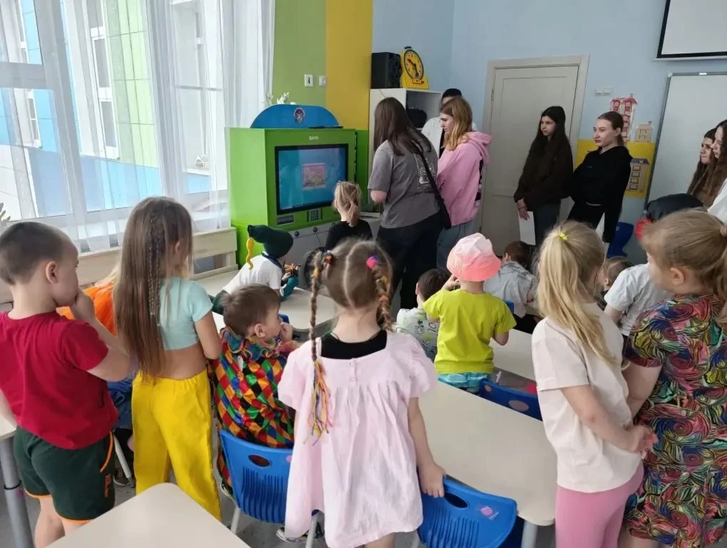 ✨КАНИКУЛЫ С ПОЛЬЗОЙ 💫 Экскурсия в детский сад «ВсеЗнайка»! 🌟 💥Какой чудесный день подарили нам каник