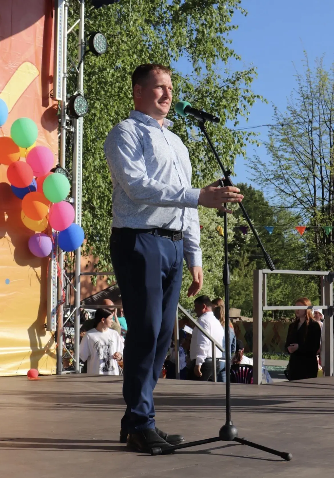 Вчера двадцать талантливых юных жителей нашего района стали обладателями думской премии.