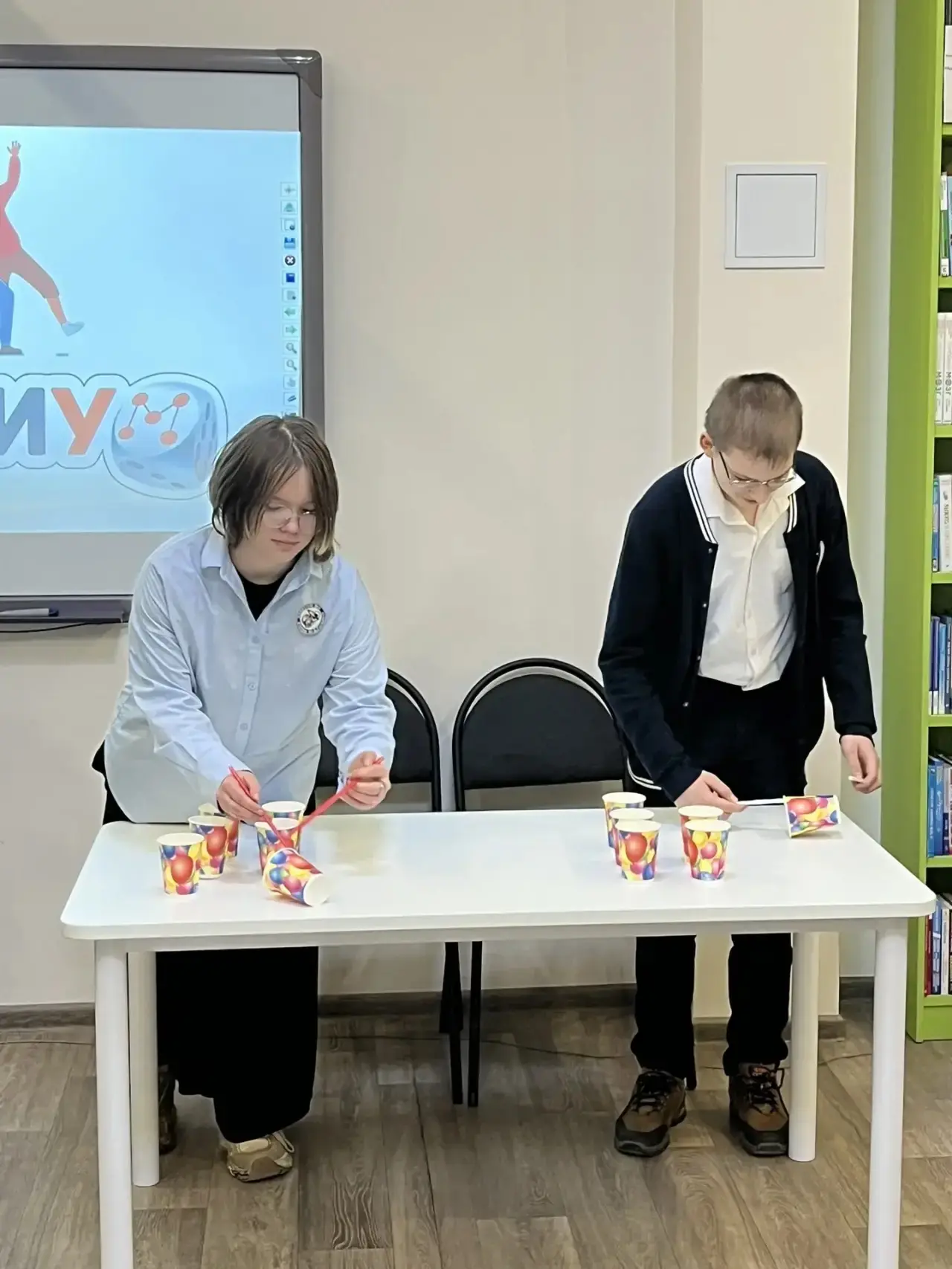 ✨Ученики 8 «Б» класса посетили мероприятие «Литературные страницы» в Центральной городской библиотек